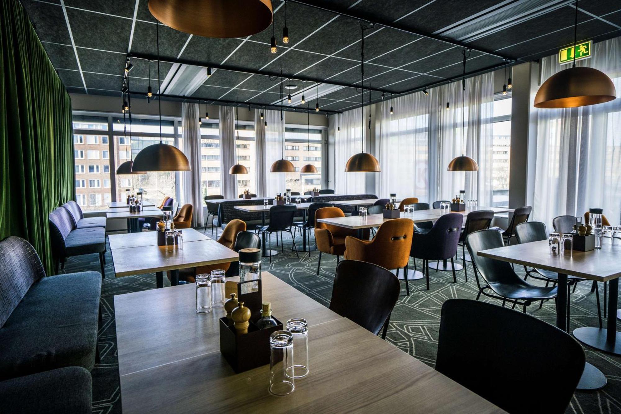 Scandic Jaerva Krog Solna Luaran gambar